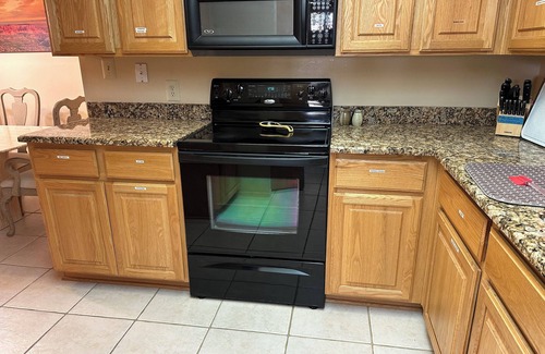 Cottonwood House | AZ Getaway in Active Adult Community