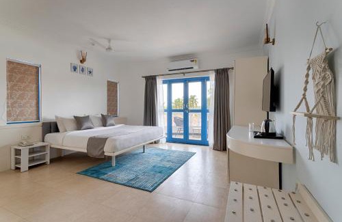 Fatrade Hotel | Azalea by Stone Wood Premier
