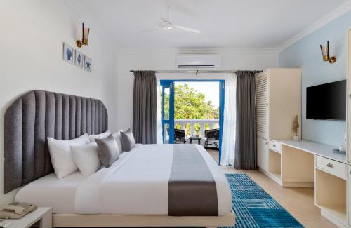Fatrade Hotel | Azalea by Stone Wood Premier