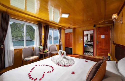 Cat Hai Boat Rental | Azela Cruise