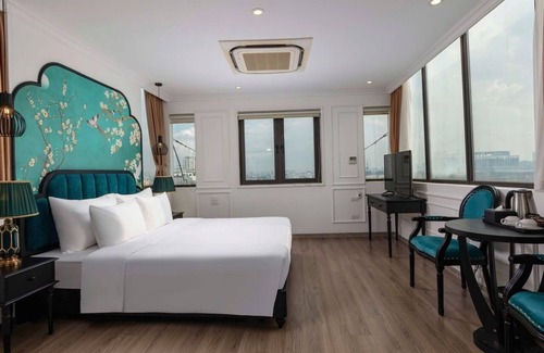 Truc Bach Hotel | Azen Lakeside Hotel & Travel