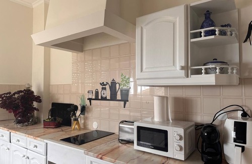 Ponta Delgada Cabin | Azor International Hostel - Q4