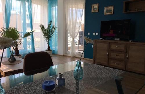 Chernomorets Apartment | Azur Apartment Deluxe