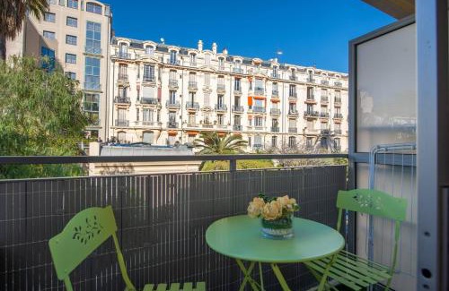 Gambetta Apartment | Azur Central Flat