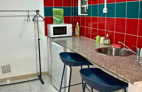 Saint-Denis Hotel | AZUR HOTEL