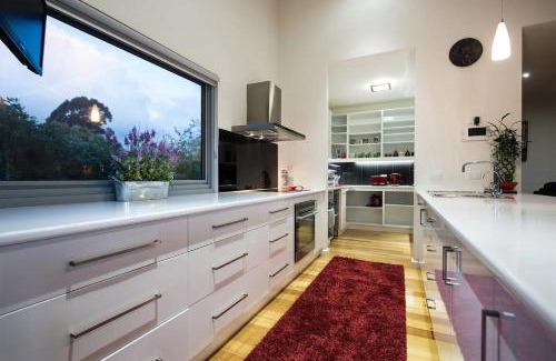 Daylesford Villa | Azura