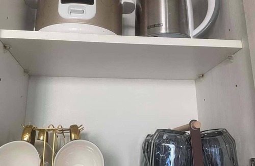 Taguig Apartment | Azure 1BR Citylights With Netlfix Near Airport