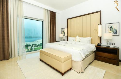 Abu Dhabi Apartment | Azure Crest 2BR - Luxurious Ocean View Apartment Near Marina Mall