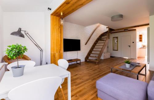 Emaus Apartment | Bądkowskiego Two-Level Apartment