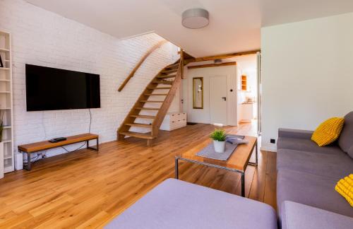 Emaus Apartment | Bądkowskiego Two-Level Apartment