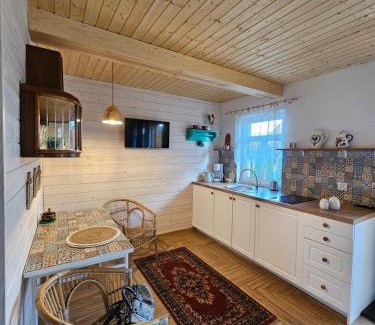 Dubicze Cerkiewne House | Błękitny Domek- dom i dwa oddzielne apartamenty