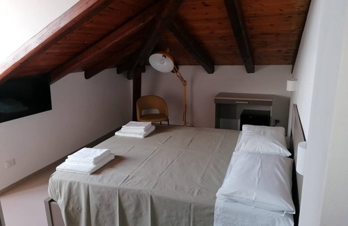 Catute Bed & Breakfast | B&B con Vista Isole Eolie a 5 min dal Mare Capo D'orlando - Piscina -bici Elett