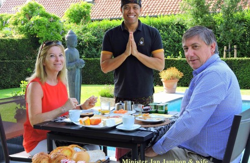 Waregem Bed & Breakfast | B&B Frangipani Bali