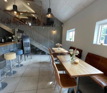 Herning Municipality Bed & Breakfast | B & B Gødstrup - cafe og restaurant Den Gamle Stald