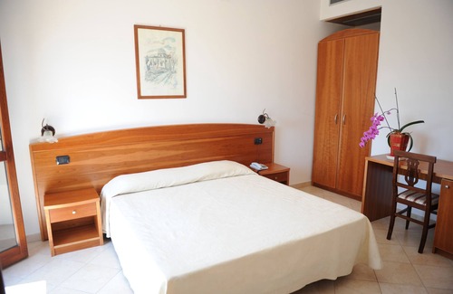 Briatico Hotel | B&B - Hotel con Piscina