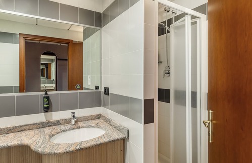 Madonna dell'Olmo Hotel | B&B Hotel Cuneo Cristal