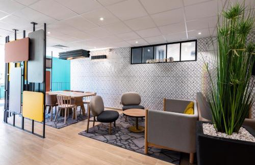 L'Arenas Hotel | B&B HOTEL Nice Aéroport Arenas