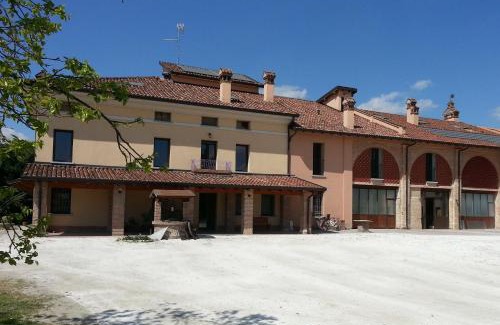 Castelvetro Piacentino Bed & Breakfast | B&B La Viola