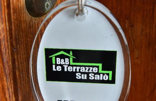 Roe Volciano Bed & Breakfast | B&B LE TERRAZZE SU SALÒ