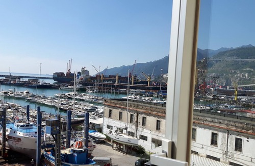 Historical Downtown Salerno Apartment | B&B LIVING ON THE PORT - Room "Il Balcone sul Porto"