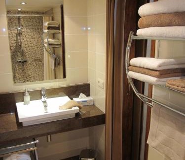 Verrieres House | B&B Maison des Etoiles Chambre d'hôtes Adult Only