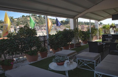 Valguarnera Caropepe Bed & Breakfast | B&B Panoramic
