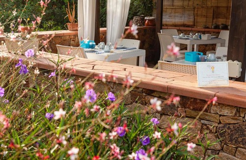 Chia Bed & Breakfast | B&B Tanit