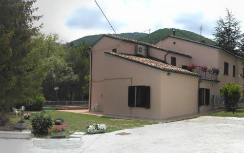 Fabriano Bed & Breakfast | B&B Vetralla