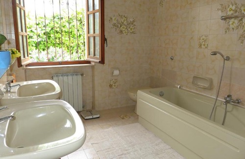 Su Forti Bed & Breakfast | B&B VILLA ELISA