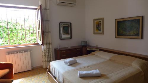 Su Forti Bed & Breakfast | B&B VILLA ELISA