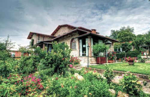 Saturnia Bed & Breakfast | B&B Villa Miramì