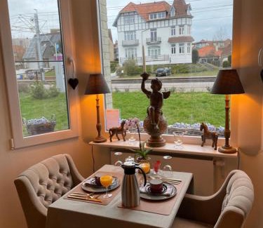 Koksijde-Bad Bed & Breakfast | B&B Villa Navy
