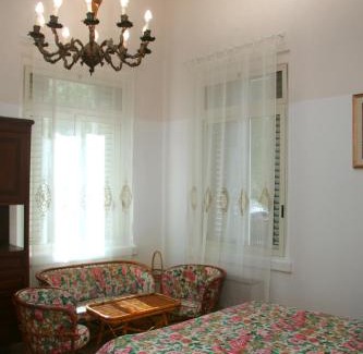 Municipio 4 Bed & Breakfast | B&B Villa Pallante