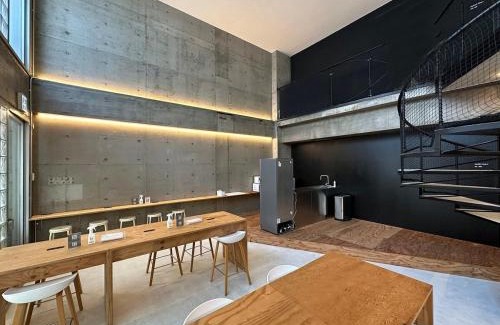 Hiroshima City Centre House | b hotel New Small Hotel - Hondori shopping arcade