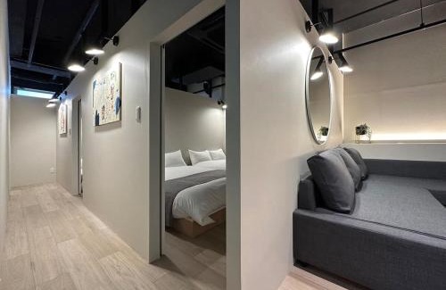 Hiroshima City Centre House | b hotel New Small Hotel - Hondori shopping arcade