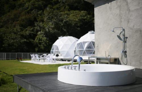 Kurahashi House | b local Sugawa House - Exclusive Beach Front Domes