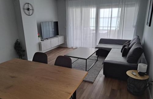 Nin Apartment | B & R Summer breeze apartments 2