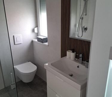 Nin Apartment | B & R Summer breeze apartments 2