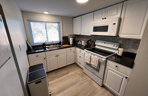 Dwight Apartment | B2-3-Serenity Adobe with ALL NEEDS