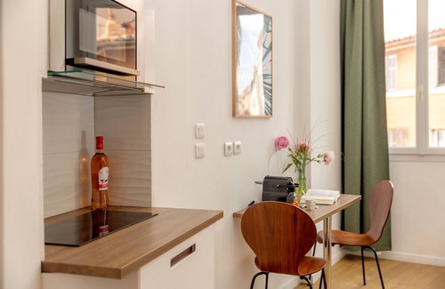 Opera Apartment | B4 Tropiques-Apartment-Apartment-Wet room-Harbour view