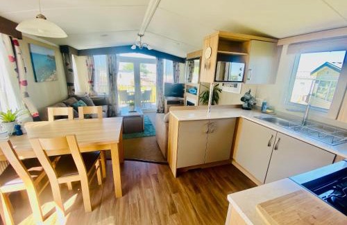 Padstow Resort | B47 Caravan Seven Bays