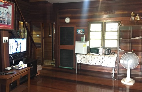 Khlong Khuean House | Baan Suan View Dee Homestay