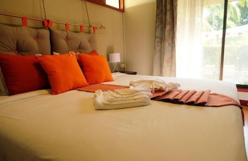 Old City Villa | Baan Wassana In The City Old Moat