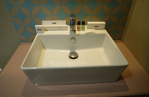 Nandurbar Hotel | Baba Resort