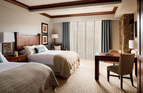 Avon Apartment | Bachelor Gulch Ritz-Carlton Hotel Room With Ski In, Ski Out Access, Hot Tub, And Full Service Spa