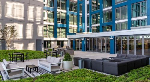 Buzzard Point Apartment | Bachelorette Suite