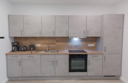 Varel Apartment | "backbord"- Moderne Ferienwohnung in Varel