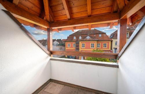 Ludwigsburg Apartment | BackHome - MAISIONETTE - 120qm - Fantastische Schlosslage - SmartTV - Waschmaschine - Netflix - 24h Checkin- Apartment 4