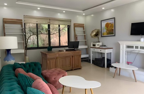 Cat Hai Hotel | Backpackers