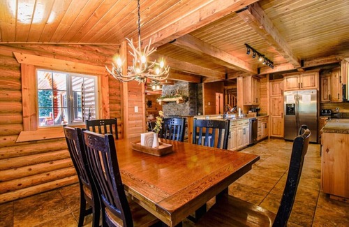 Duck Creek Village Cabin | Backwoods Bonanza BIG Cabin and Hot Tub!
